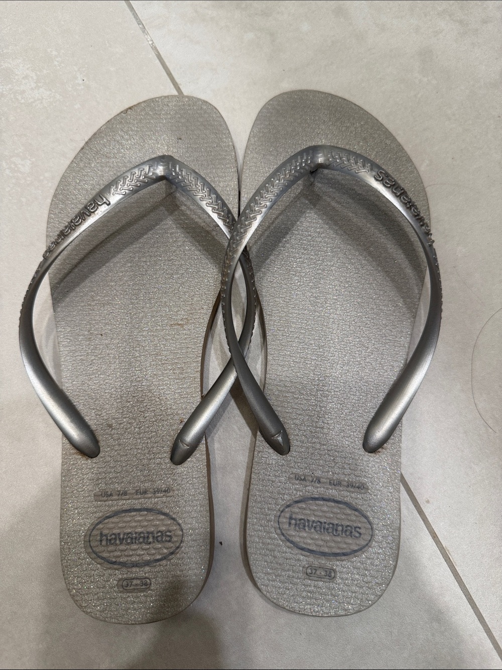 Havaianas Women's Metallic Silver Flip Flops